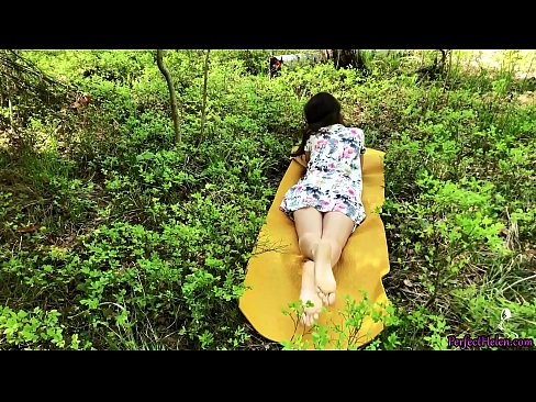 ❤️ Vreemdeling op Tinder masturbeer my poes en naai passievol in die bos ❤️ Fok video  by ons ❌️