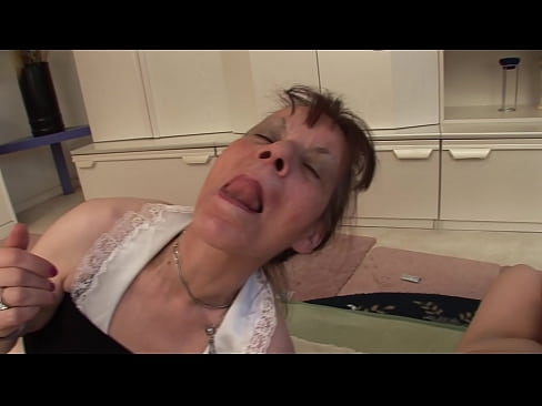 ❤️ Twee oumas en een oupa het 'n drietal ❤️ Fok video by ons ❌️