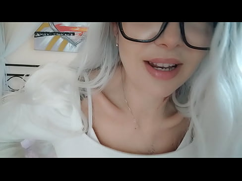 ❤️ stiefseun, moenie skaam wees nie! ereksie is normaal. Stiefma leer om haarself te beheer ❤️ Fok video by ons ❌️
